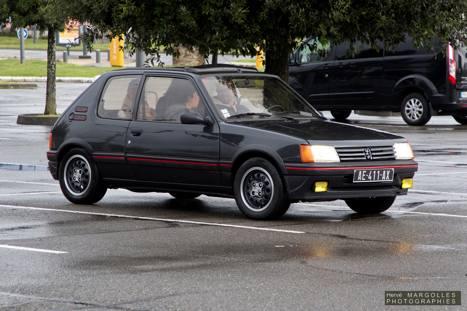 Peugeot 205 GTi-01.jpg